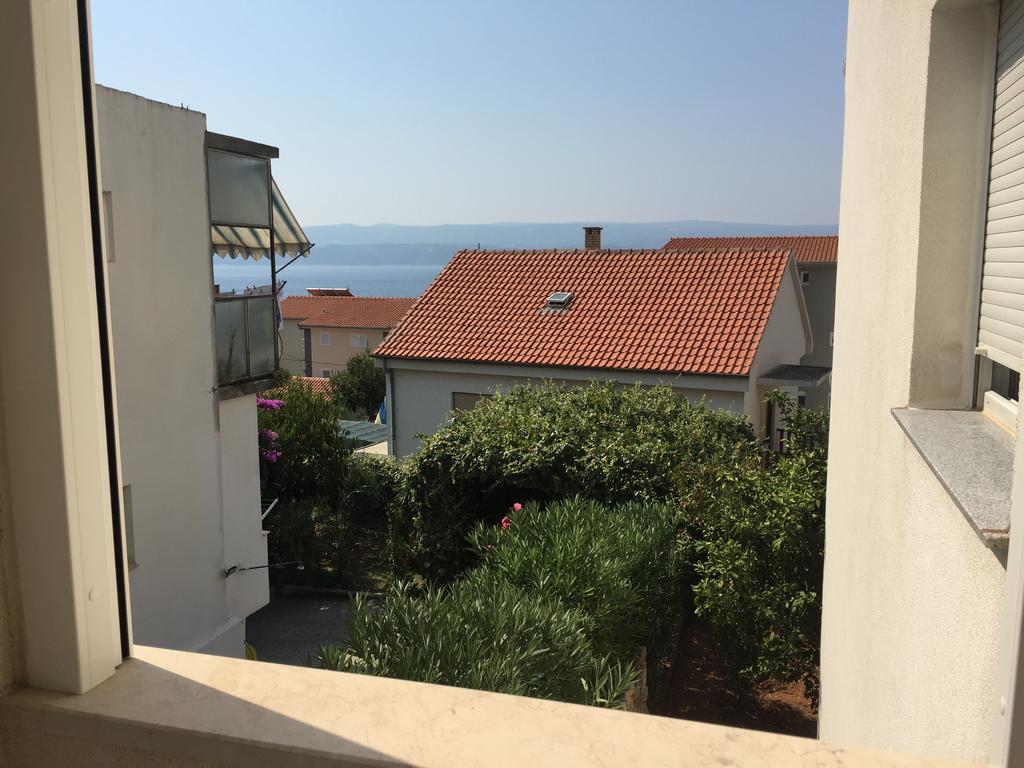 Apartments Bilic Nemira Omis Exterior photo