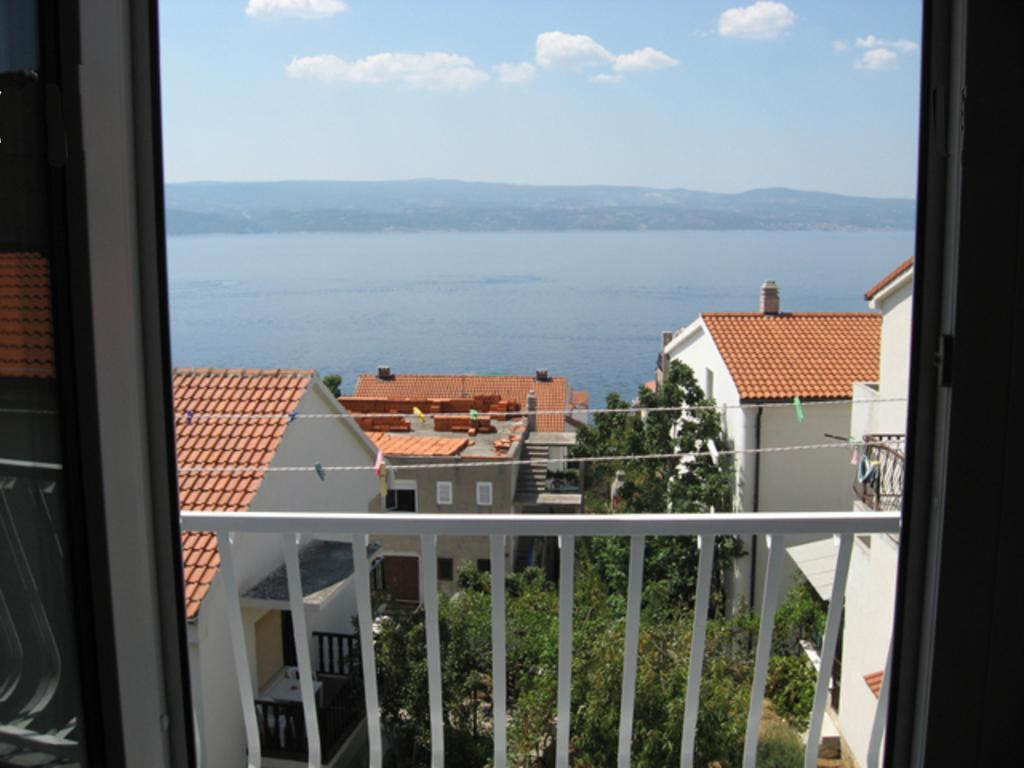 Apartments Bilic Nemira Omis Exterior photo