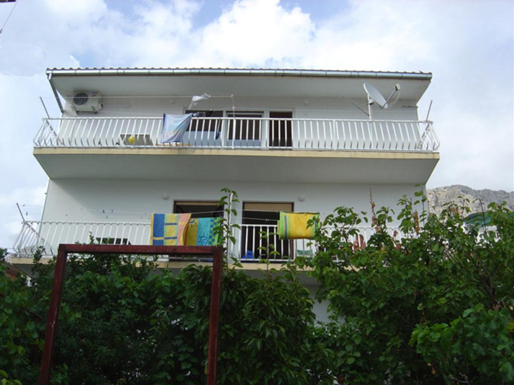 Apartments Bilic Nemira Omis Exterior photo